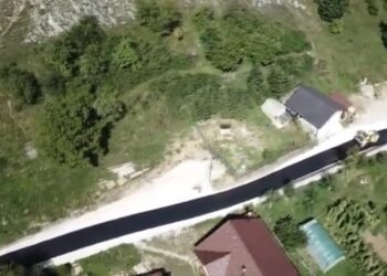 Danas u Tutinu položeno novih 760 metara asfalta (VIDEO)