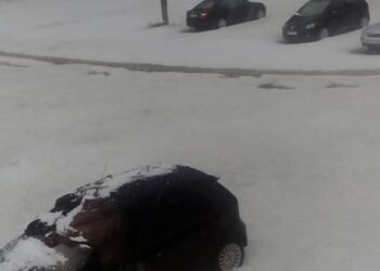 NA SNAZI JE ŽUTI METEOALARM Kiša, grmljavina i snažan grad uništilo selo kod Prijepolja!