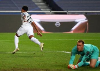Epsko razbijanje: Svemirski Bajern ponizio Barselonu – 8:2!