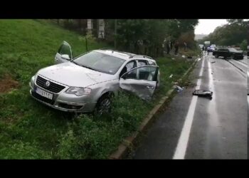 TEŠKA NESREĆA KOD KRALjEVA: Sudarila se 4 automobila na Ibarskoj magistrali – među povrijeđenima i djeca! (FOTO/VIDEO)