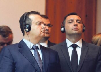 VRUĆE- HLADNO IZ BEOGRADA: Vulin prijeti ujedinjenjem svih Srba, Dačić negira postojanje velikosrpske politike… (foto)