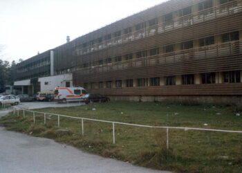 U Opštoj bolnici u Beranama preminule dvije osobe, deset pacijenata ima tešku kliničku sliku