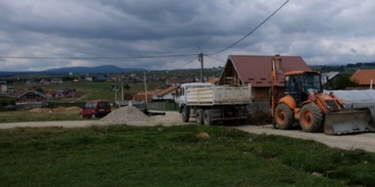 (VIDEO) Mala Ravan dobija kanalizaciju