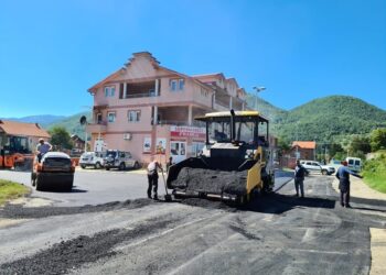 BERANE: POČELO ASFALTIRANJE GRADSKIH SAOBRAĆAJNICA