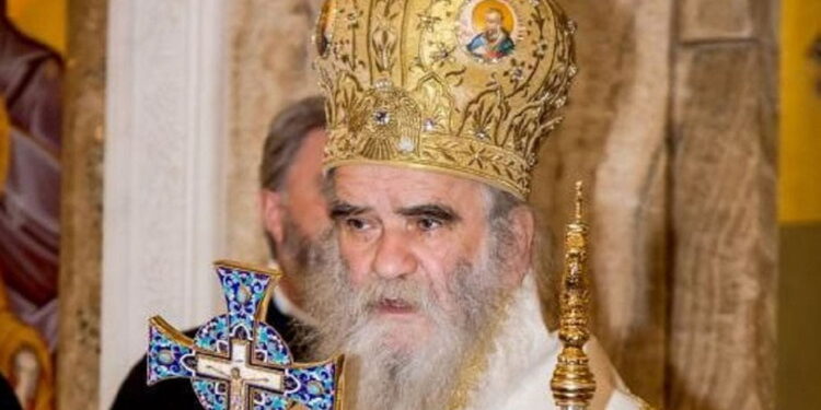 Srpski mediji: Amfilohije priključen na respirator