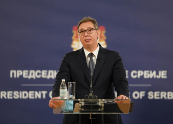 “BIĆE SVE GORE” Vučić o dramatičnim korona brojkama, ZATVARANJU ŠKOLA i opasnostima koje tek dolaze