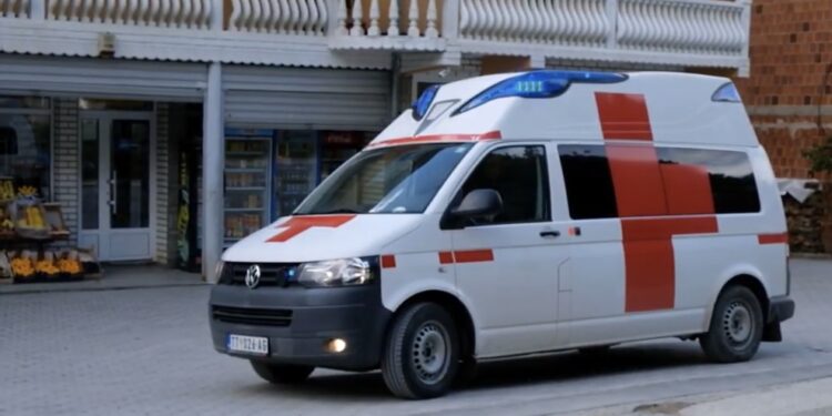 (VIDEO) Kadiluku uručeno sanitetsko vozilo