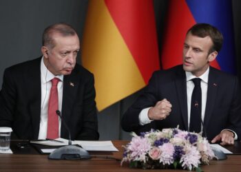 Erdogan pozvao stanovnike Turske da bojkotuju francusku robu