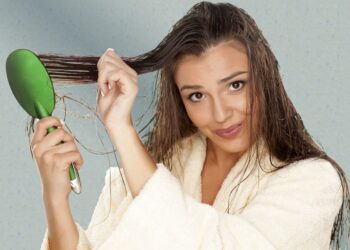 Ovo su najčešći “krivci” zbog kojih vam se kosa masti