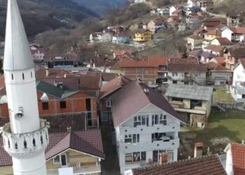 Opljačkana džamija u selu Rečane kod Prizrena