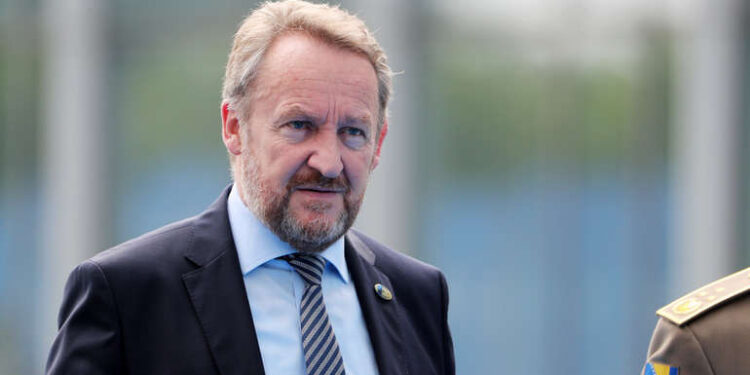 Bakir Izetbegović pozitivan na korona virus