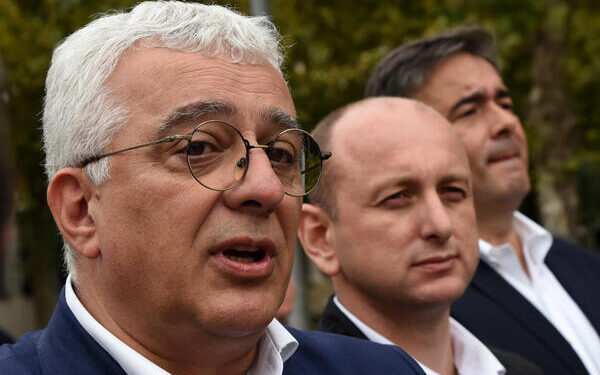 Krivokapić saopštio Mandiću i Kneževiću: Nova vlada bez tri lidera