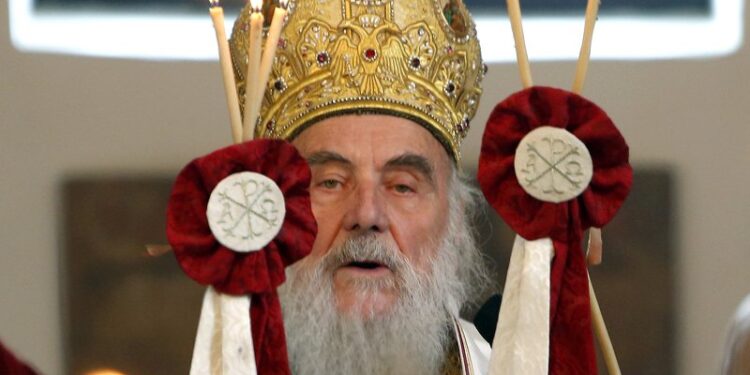 Patrijarh Irinej pozitivan na koronu, primljen u beogradsku bolnicu