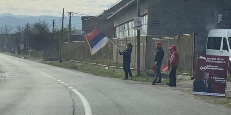 INVAZIJA IZ SRBIJE NA SREBRENICU: GRUJIČIĆEVI PUNKTOVI NA ULAZU U BIH, STOTINE AUTOMOBILA PRELAZE DRINU