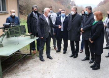 Izetbegović u Bugojnu: Svaki napredak bh. namjenske industrije novi garant mira