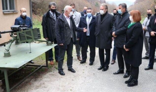 Izetbegović u Bugojnu: Svaki napredak bh. namjenske industrije novi garant mira