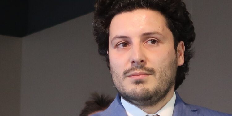 DRITAN ABAZOVIĆ OTVORENO: Amfilohijev odlazak je veliki gubitak za CG! Milo se sprema da politički aterira!