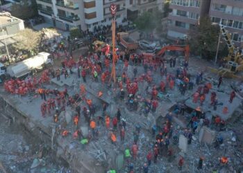 Turska: U zemljotresu u Izmiru poginule 62 osobe