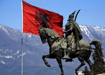 DA LI JE SKENDERBEG BIO SRBIN ILI ALBANAC?