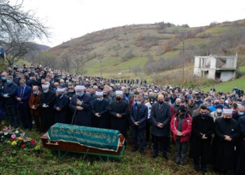 Klanjana dženaza Mirsadu Peci, kandidatu SDA za načelnika Općine Travnik