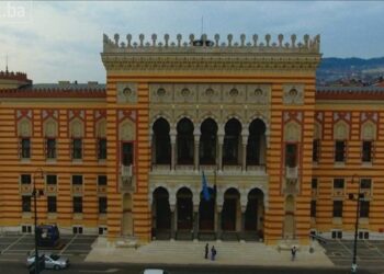 SARAJEVSKA VIJEĆNICA VEČERAS ĆE BITI OSVIJETLJENA U ČAST BIDENA
