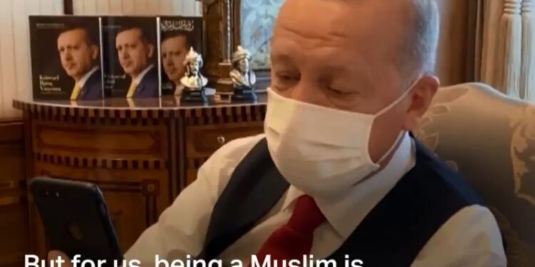 Erdogan nazvao turske heroje iz Beča: Ponosan sam na vas, nastavite pomagati Austrijancima