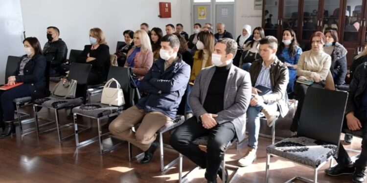 (VIDEO) U Tutinu organiziran seminar o javnim nabavkama