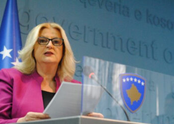 Tahiri: Svet misli o pandemiji, a Vučićeva Srbija o ratu