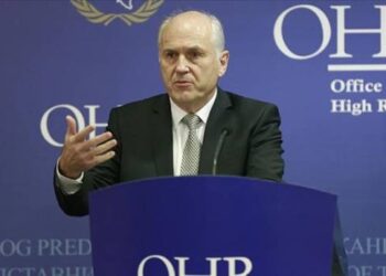 Inzko: Spreman sam nametnuti Zakon o zabrani negiranja genocida