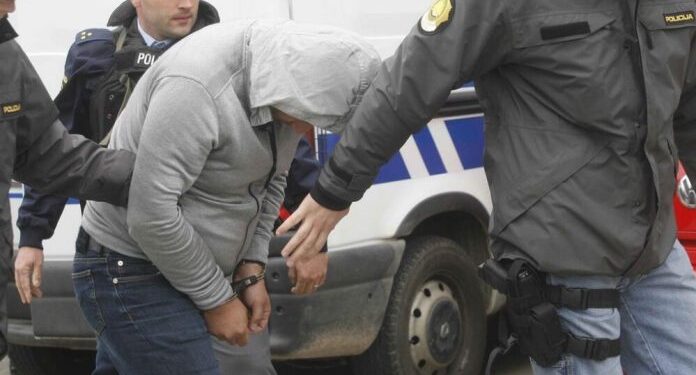 ŠEST GODINA DRŽAO MAJČIN LEŠ U STANU, DA BI PODIZAO NJENU PENZIJU