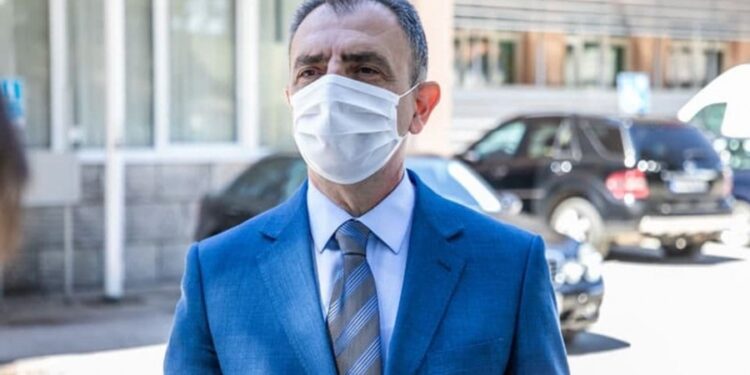 MINISTAR KENAN HRAPOVIĆ OČITAO LEKCIJU KRIVOKAPIĆU…