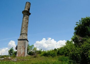 MUNARA KOJA TRI IPO STOLJEĆA PRKOSI VREMENU I RATOVIMA