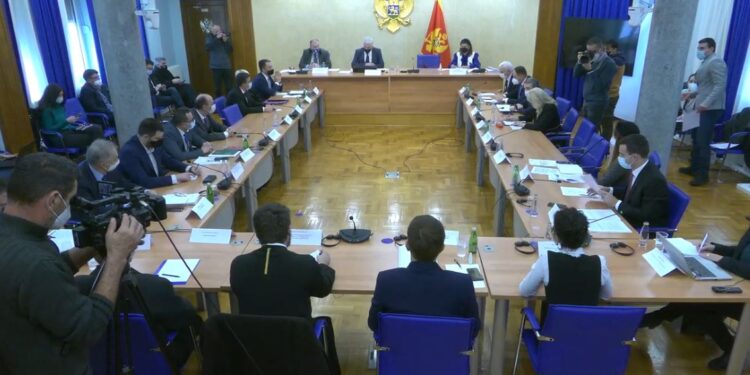 Poslanici DPS-a napustili sjednicu Odbora za ljudska prava Crne Gore; Vuković: Ovo je urušavanje države