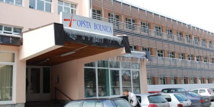 OB Berane: Od posljedica kovida-19 preminuo jedan pacijent