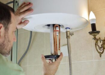 GASITI BOJLER PRIJE KUPANJA, ILI NE? ELEKTRIČAR KONAČNO OBJASNIO GDJE GRIJEŠIMO