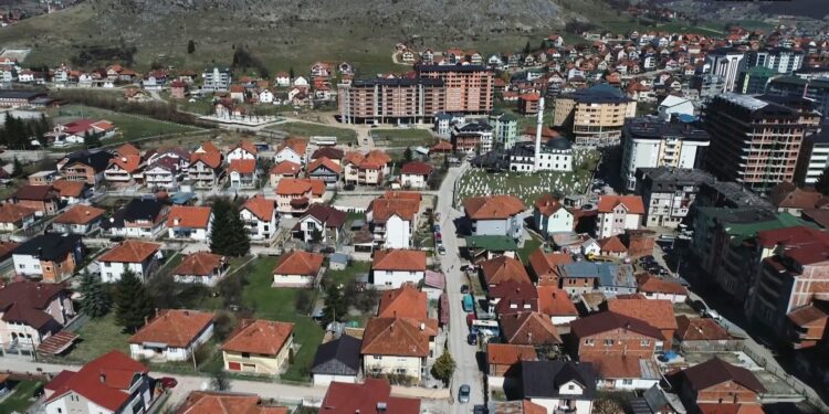 OBLAČNO SA SUNČANIM INTERVALIMA