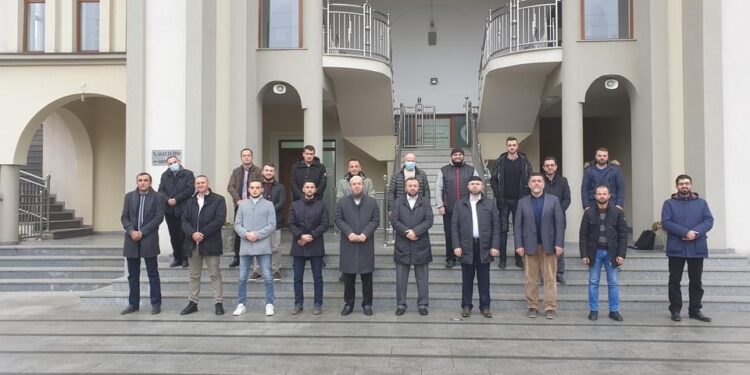 (FOTO) MEDŽLIS IZ-E TUTIN POSJETILA VISOKA DELEGACIJA MEŠIHATA IZ-E SANDŽAKA