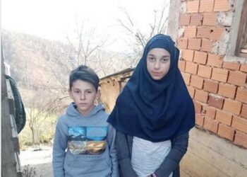 JUČER IM UMRO I OTAC, SUTRA DŽENAZA: Amar (12) i Ajna (14) ostali bez roditelja. Pokrenuta je akcija