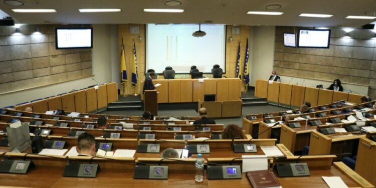 Prekinuta sjednica Doma naroda PFBiH, Federacija neće dobiti budžet prije Nove godine