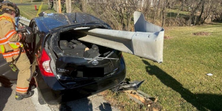 Policija objavila fotografije: Ovo se desi kada koristite mobitel tokom vožnje