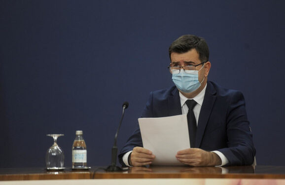 “KAD ČUJEM PRIČE O NOVOJ GODINI NIJE MI DOBRO” Dr Đerlek: Mjere nisu dale očekivane rezultate; Zaraženo 3.107 ljekara i medicinskih sestara