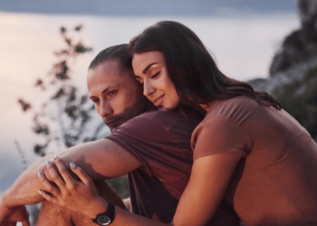 Zašto žene padaju na oženjene muškarce: Postoje samo 3 razloga!