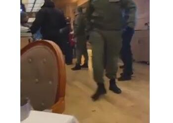 Žandarmerija ušla u ugostiteljski objekat u Novom Pazaru! Privedeno više lica