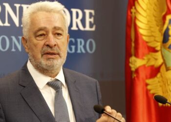 Iz ekspozea Krivokapića: Bez povlačenja Zakona o slobodi vjeroispovijesti