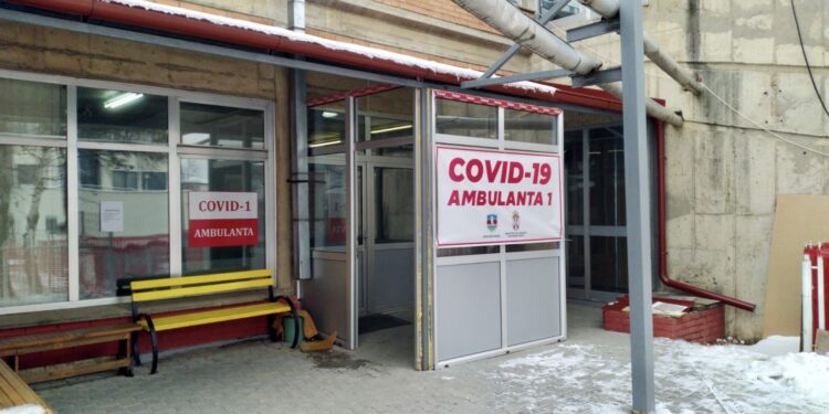 NOVI PAZAR: Osam prijema, na respiratorima šest pacijenata