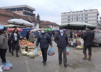 (VIDEO) Tutinska pijaca, ponuda bolja od potražnje