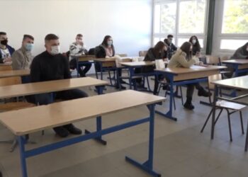 (VIDEO) Uz poštovanje epidemioloških mjera počelo drugo polugodište u srednjim školama u Tutinu