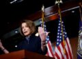 Pelosi upozorava: Nestabilnom Trumpu ograničiti pristup nuklearnim kodovima