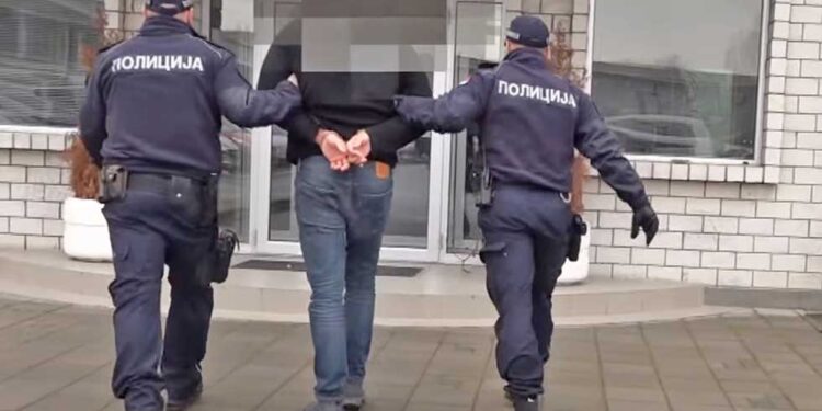 HAPŠENJE U SJENICI: Od vlasnice ugostiteljskog objekta iznudio 250 evra