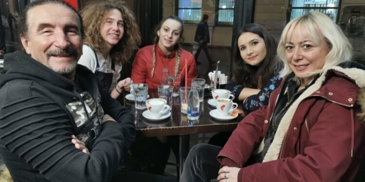 Željko Bebek odmarao sa porodicom u BiH: Za sada uspješno bježimo od koronavirusa